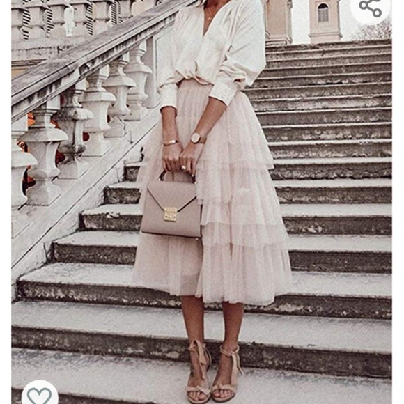 THE CARRIE BRADSHAW MOVEMENT - Picture 6 of 8